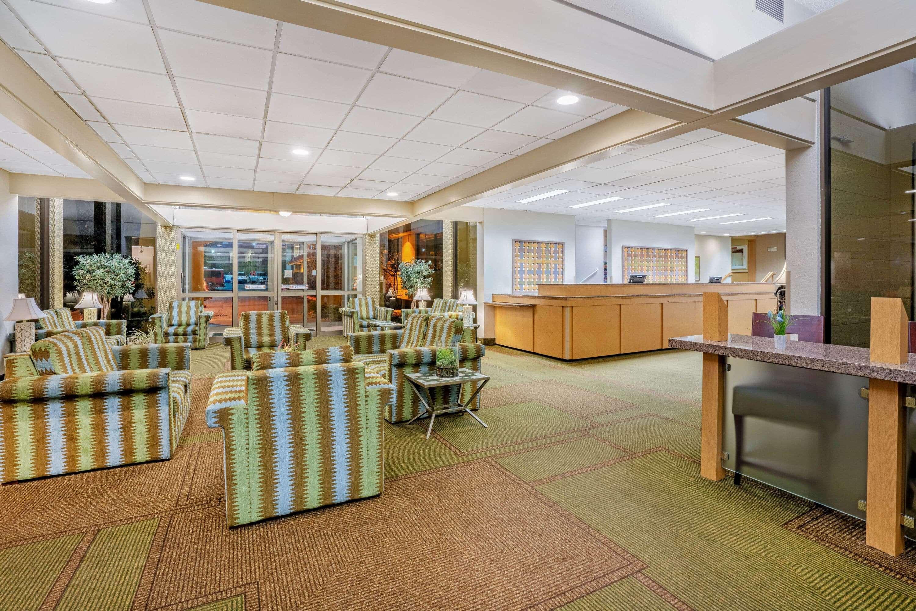 Отель La Quinta By Wyndham Seattle Sea-Tac Airport Ситак Экстерьер фото