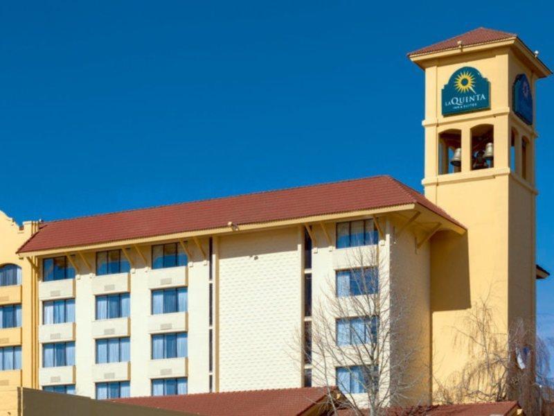 Отель La Quinta By Wyndham Seattle Sea-Tac Airport Ситак Экстерьер фото